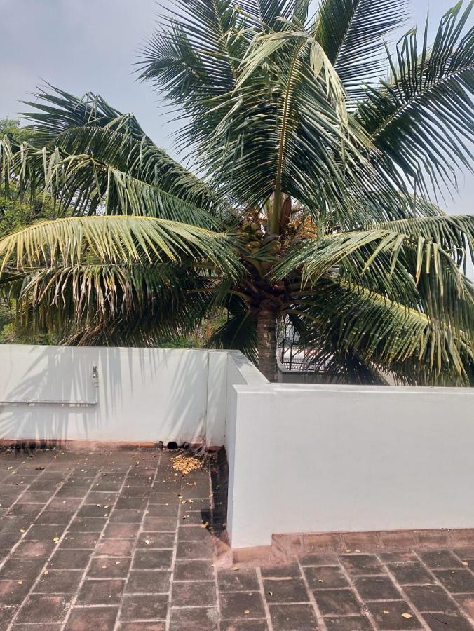 Sremethila Homestay Marudhamalai Eksteriør bilde