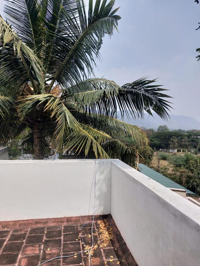 Sremethila Homestay Marudhamalai Eksteriør bilde